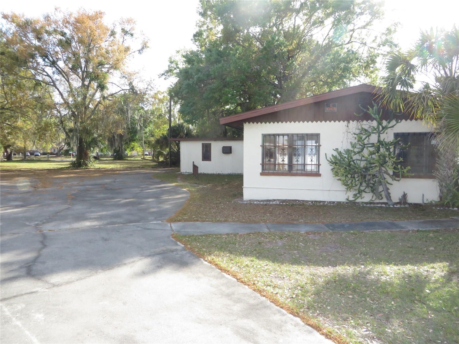 420 W CHERRY ST, KISSIMMEE, FL — photo 4