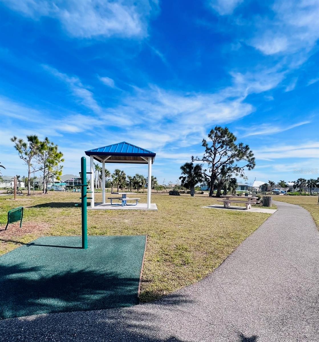 15842 VISCOUNT CIR, PORT CHARLOTTE, FL — photo 10