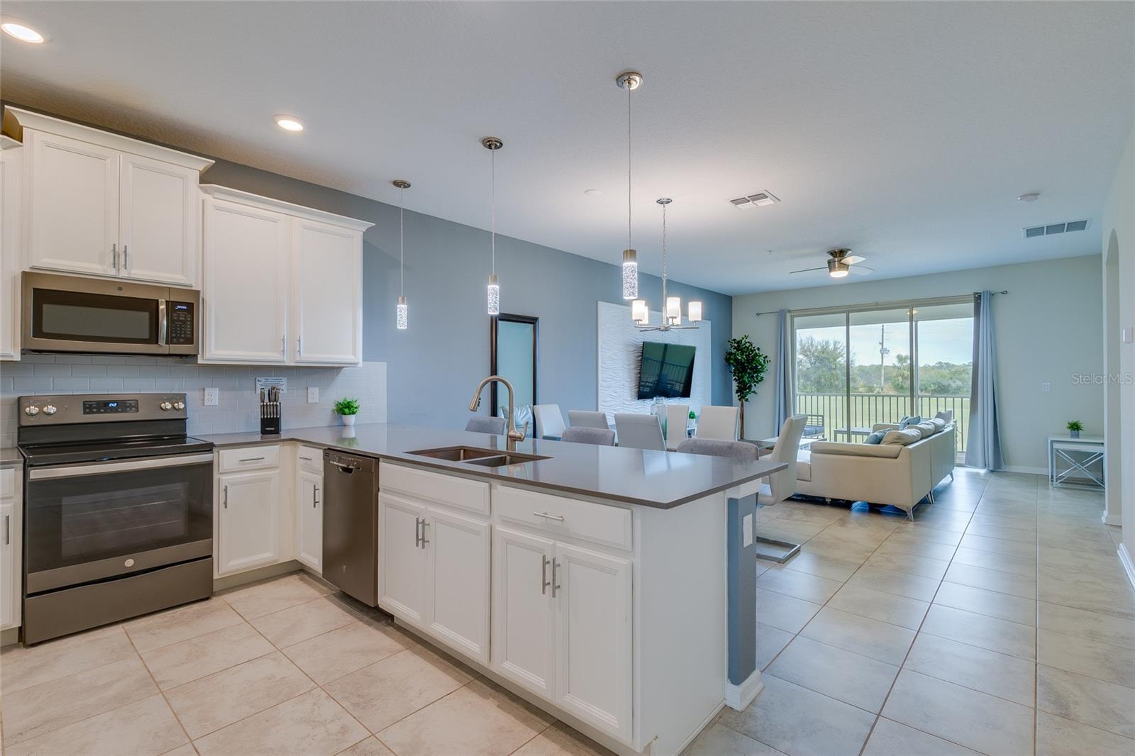 815 OCEAN COURSE AVE #815, DAVENPORT, FL — photo 10