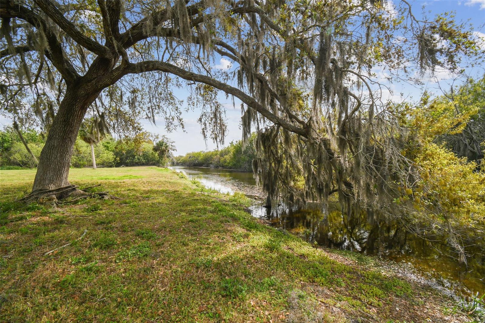 KIBLER LN, HOLIDAY, FL — photo 47