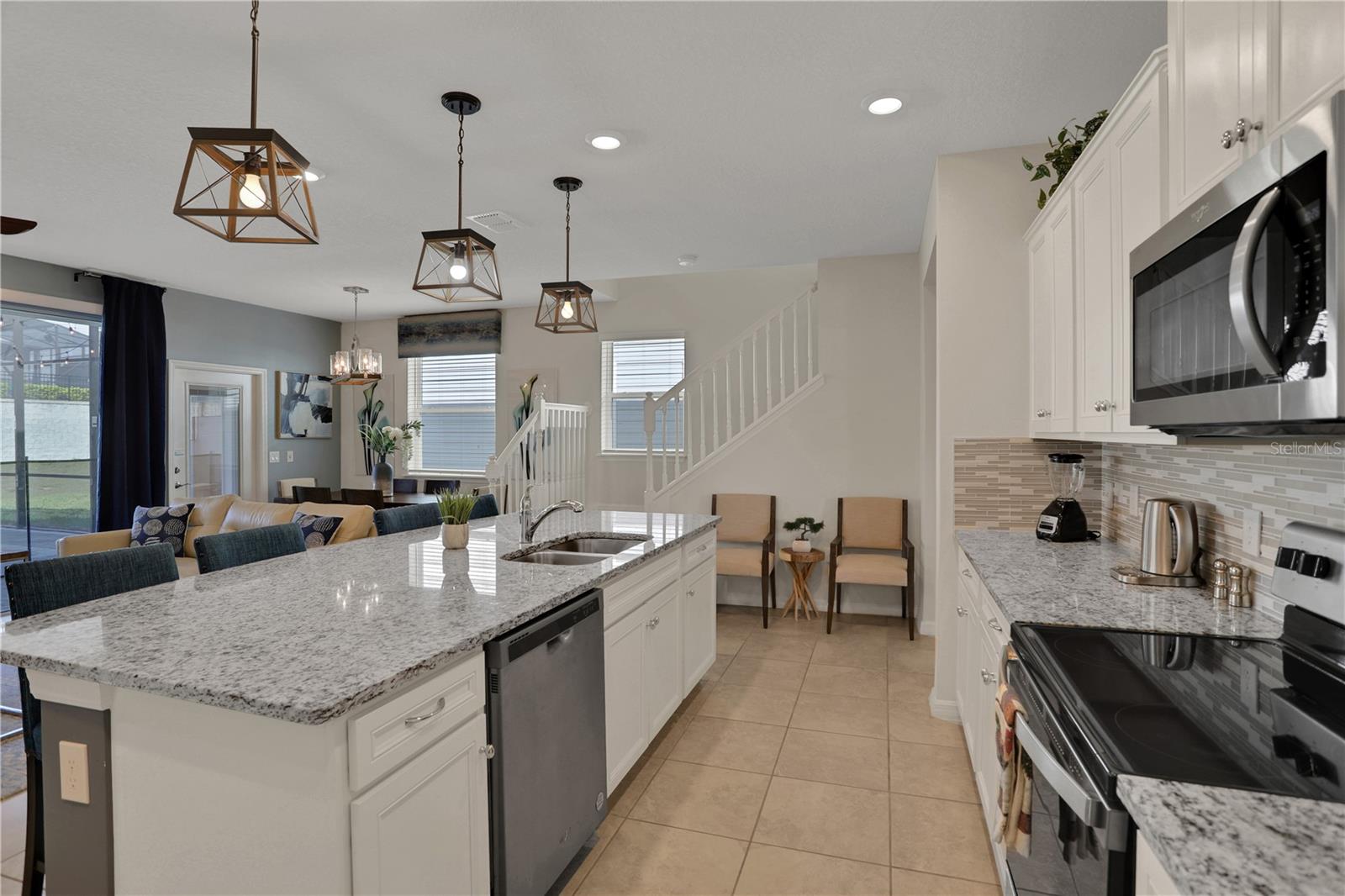 900 PARADISE DR, DAVENPORT, FL — photo 16