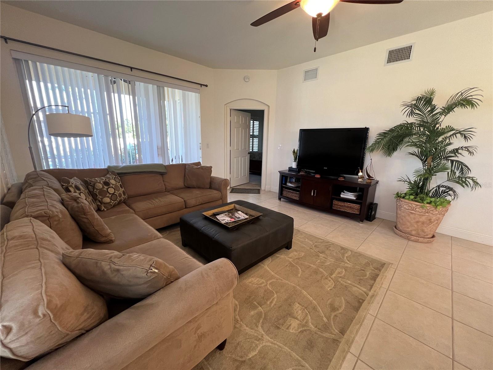 240 W END DR #611, PUNTA GORDA, FL — photo 4
