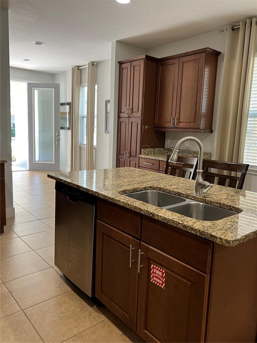 370 LASSO DR, KISSIMMEE, FL — photo 32