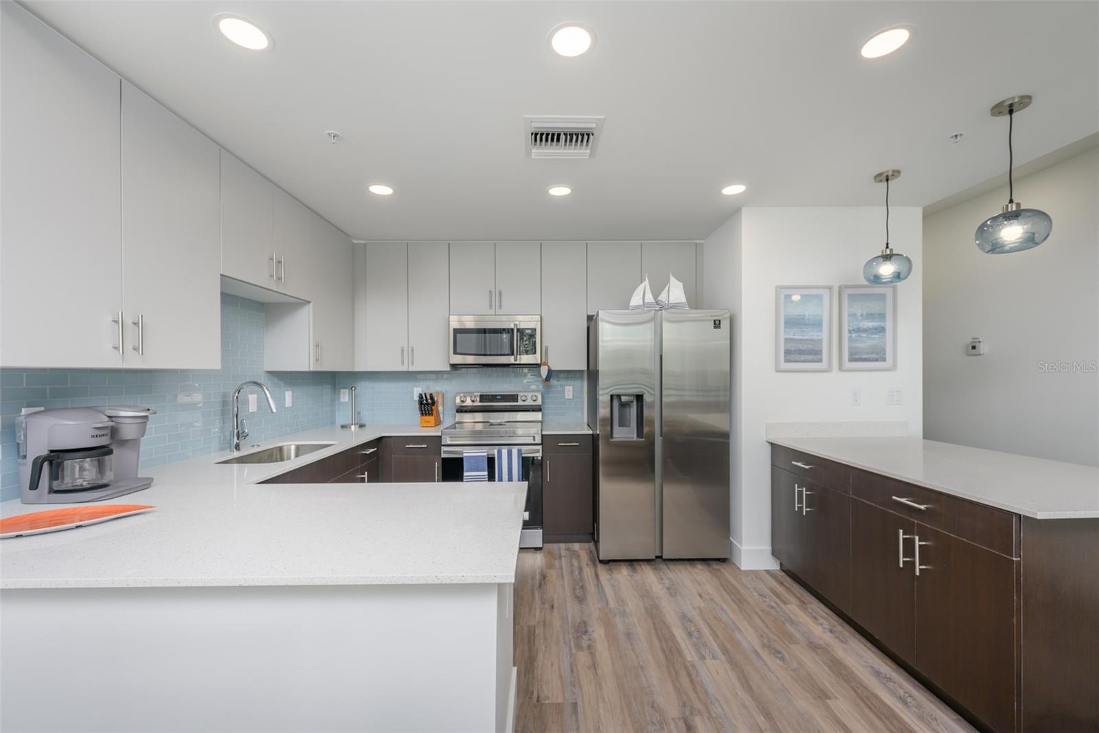 1703 N TAMIAMI TRL #205, SARASOTA, FL — photo 11