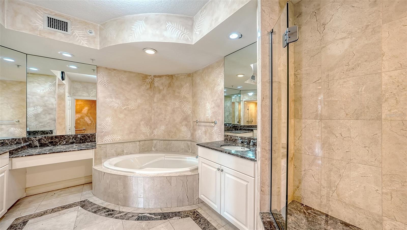 401 N POINT RD #301, OSPREY, FL — photo 26
