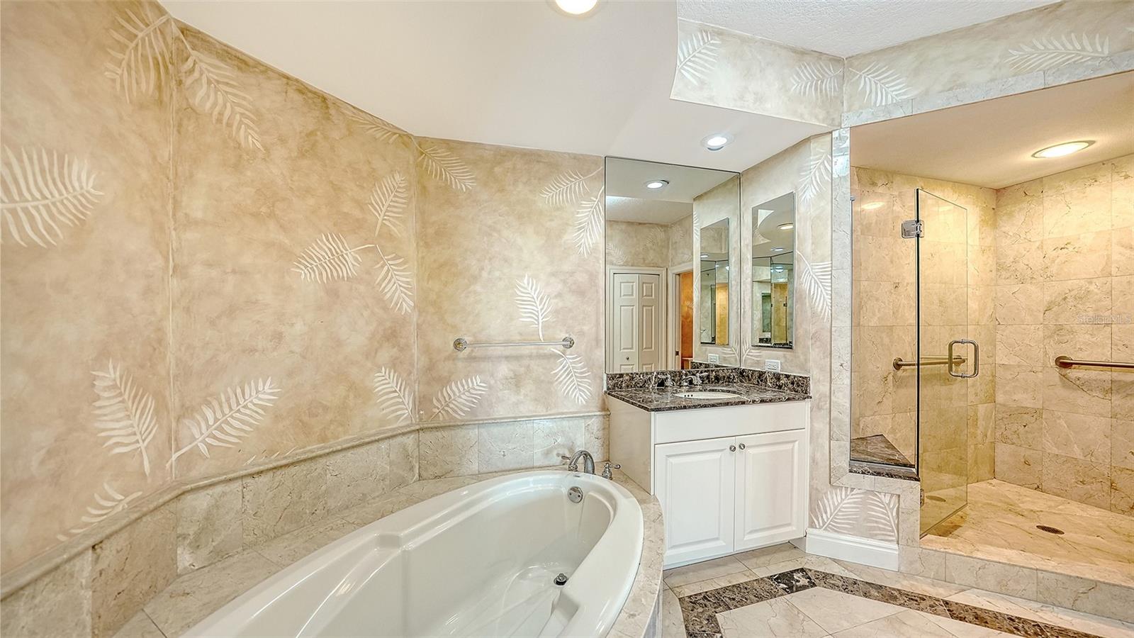 401 N POINT RD #301, OSPREY, FL — photo 27