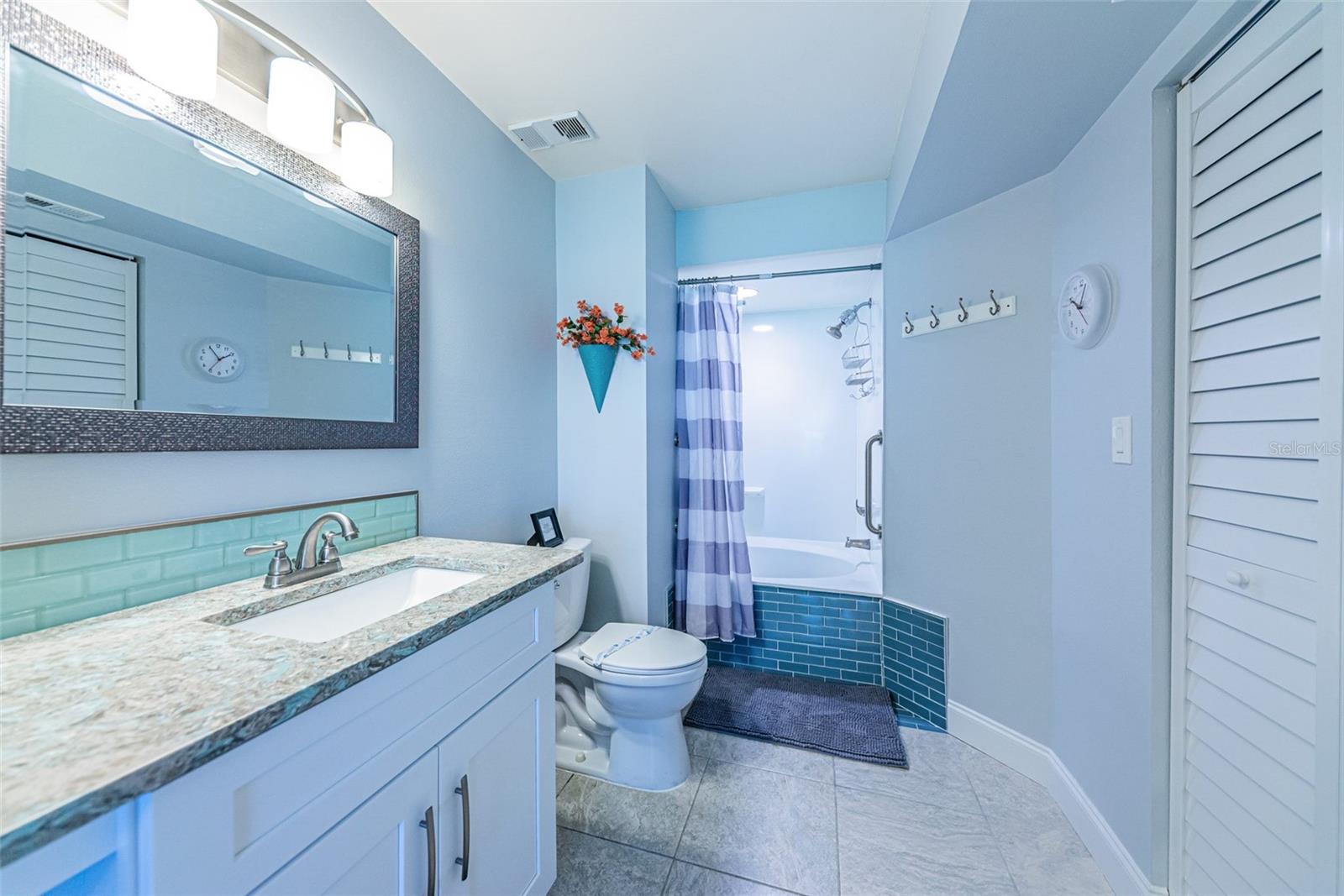 6000 BAHIA DEL MAR CIR #130, ST PETERSBURG, FL — photo 17