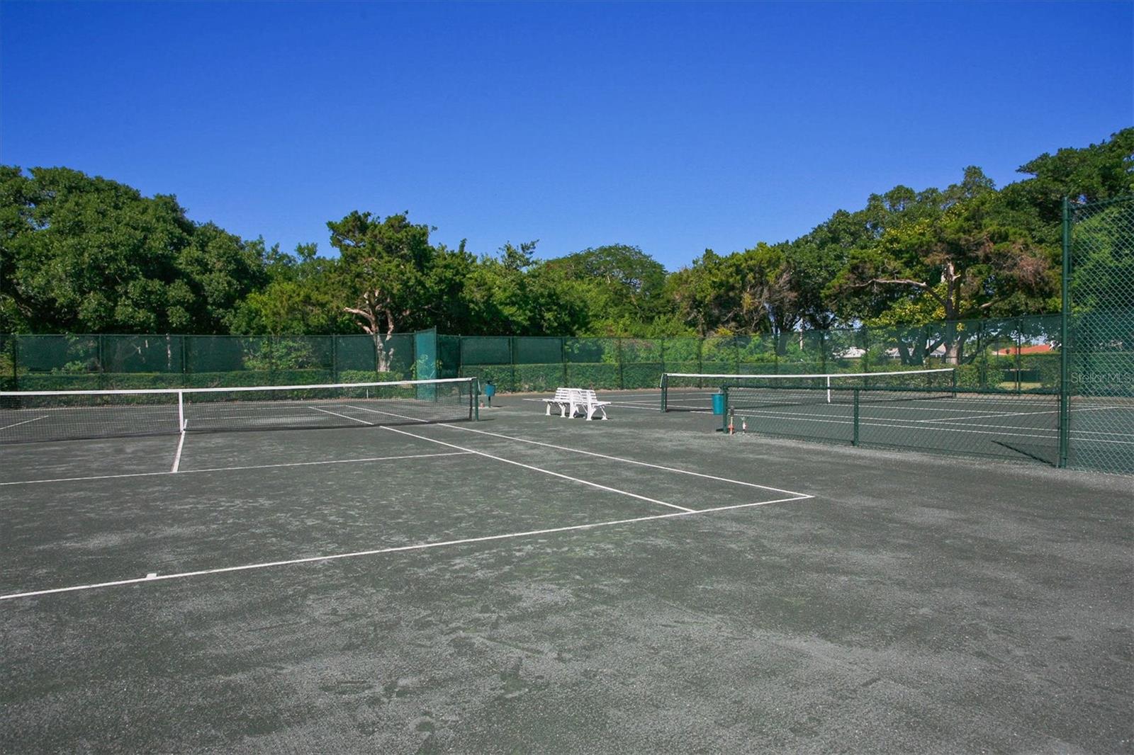 1211 GULF OF MEXICO DR #405, LONGBOAT KEY, FL — photo 33