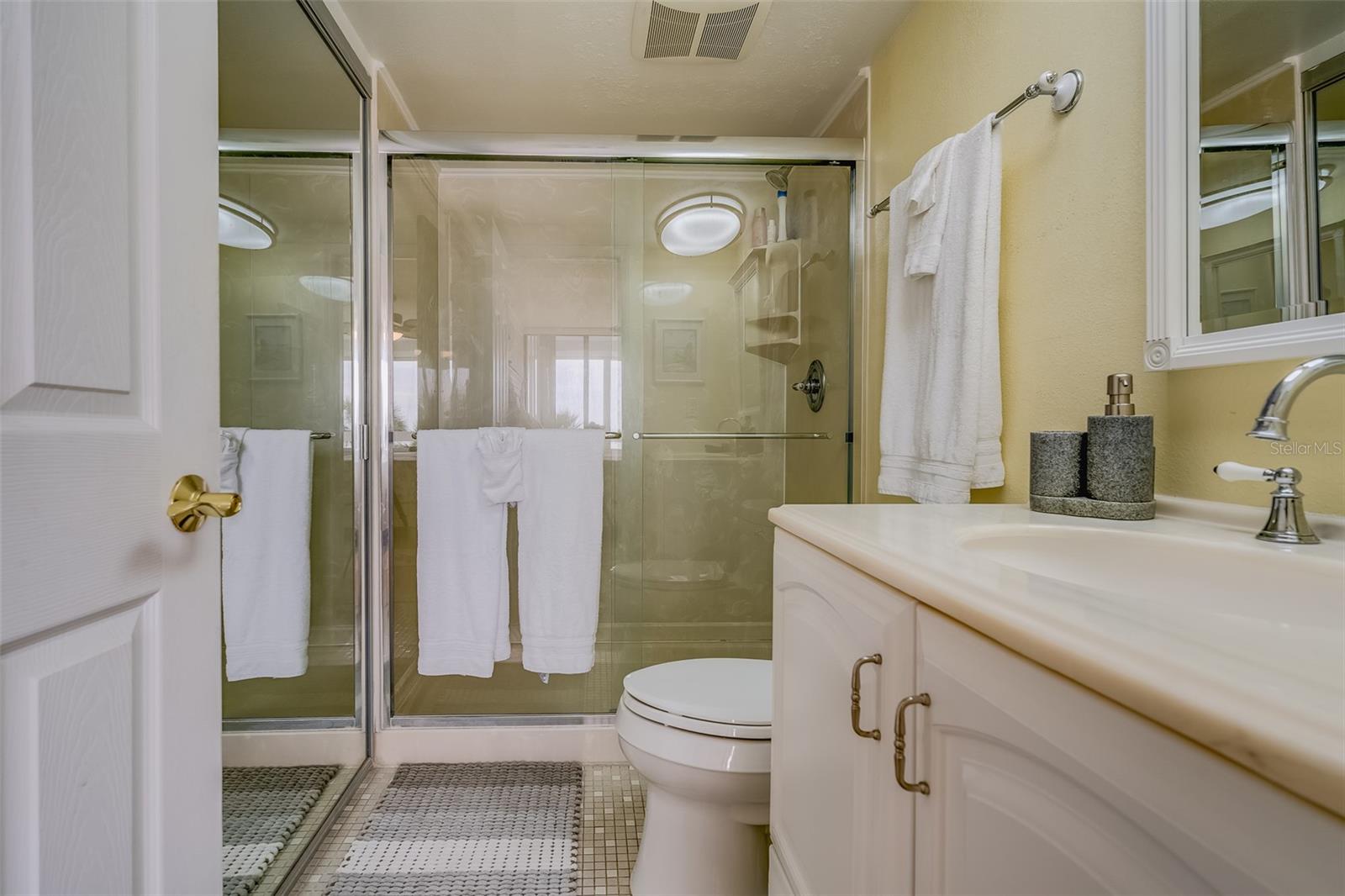 17900 GULF BLVD #2E, REDINGTON SHORES, FL — photo 17