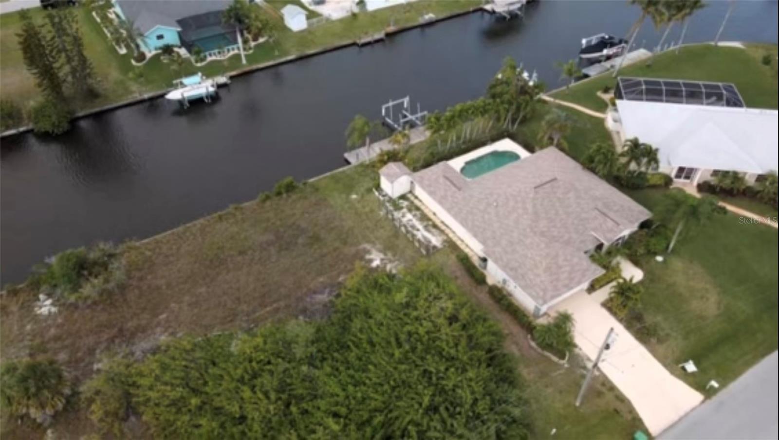 15442 MCCOMB CIR, PORT CHARLOTTE, FL