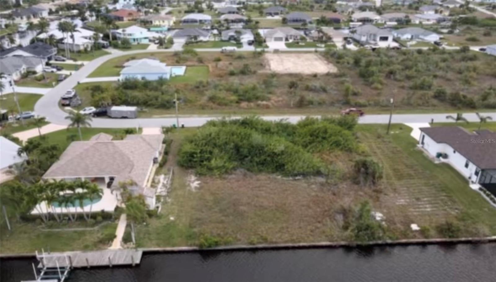 15442 MCCOMB CIR, PORT CHARLOTTE, FL — photo 4