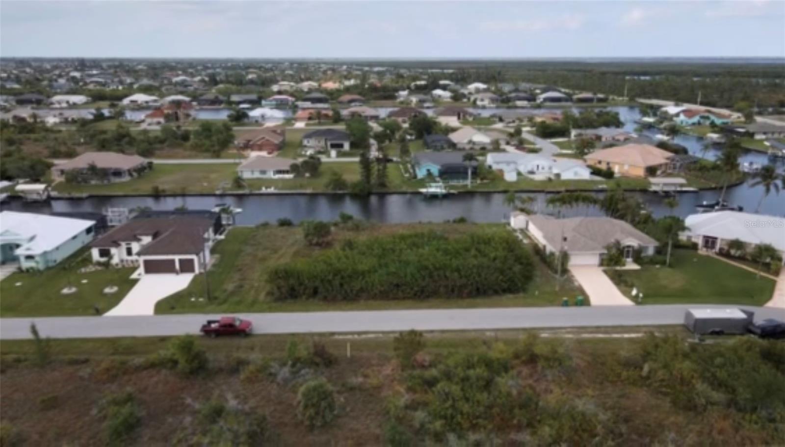 15442 MCCOMB CIR, PORT CHARLOTTE, FL — photo 12