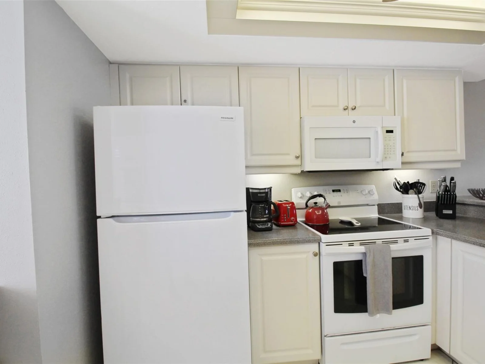 1333 SIESTA BAYSIDE DR #1333-D, SARASOTA, FL — photo 8