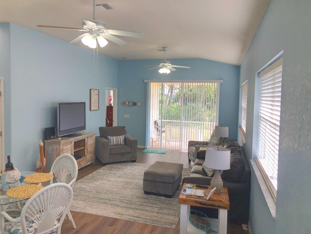 1211 HOT SPRINGS PT, ENGLEWOOD, FL — photo 7