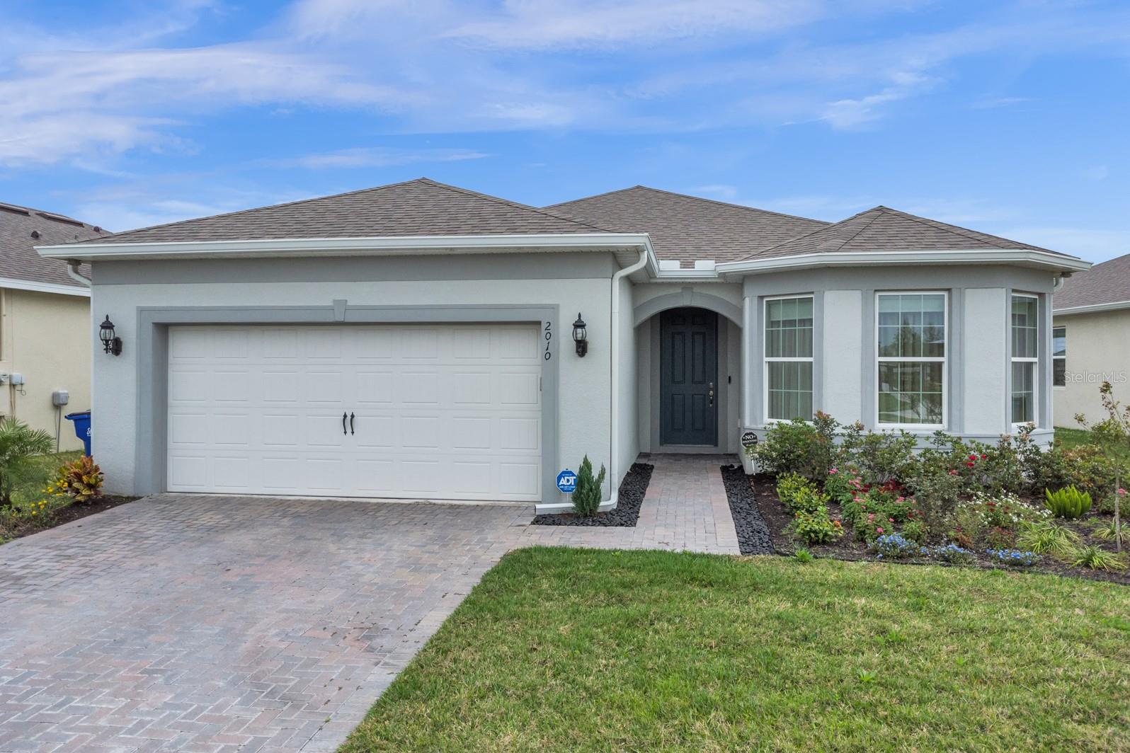 2010 SPRING SHOWER CIR, KISSIMMEE, FL — photo 2