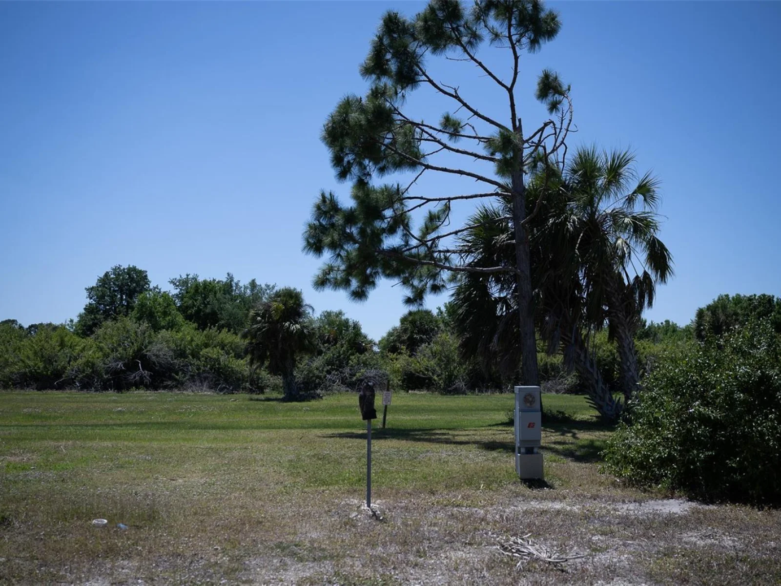 307 ROBALO, NORTH PORT, FL — photo 1