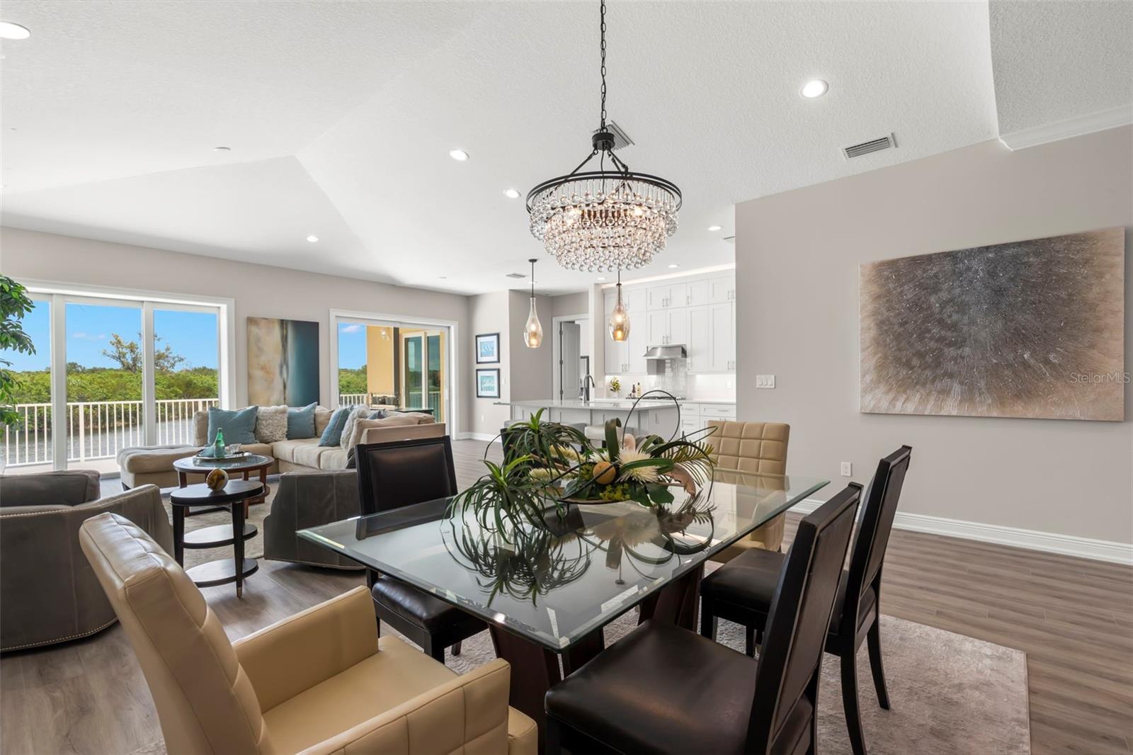 47A BAYVIEW CT S, ST PETERSBURG, FL — photo 2