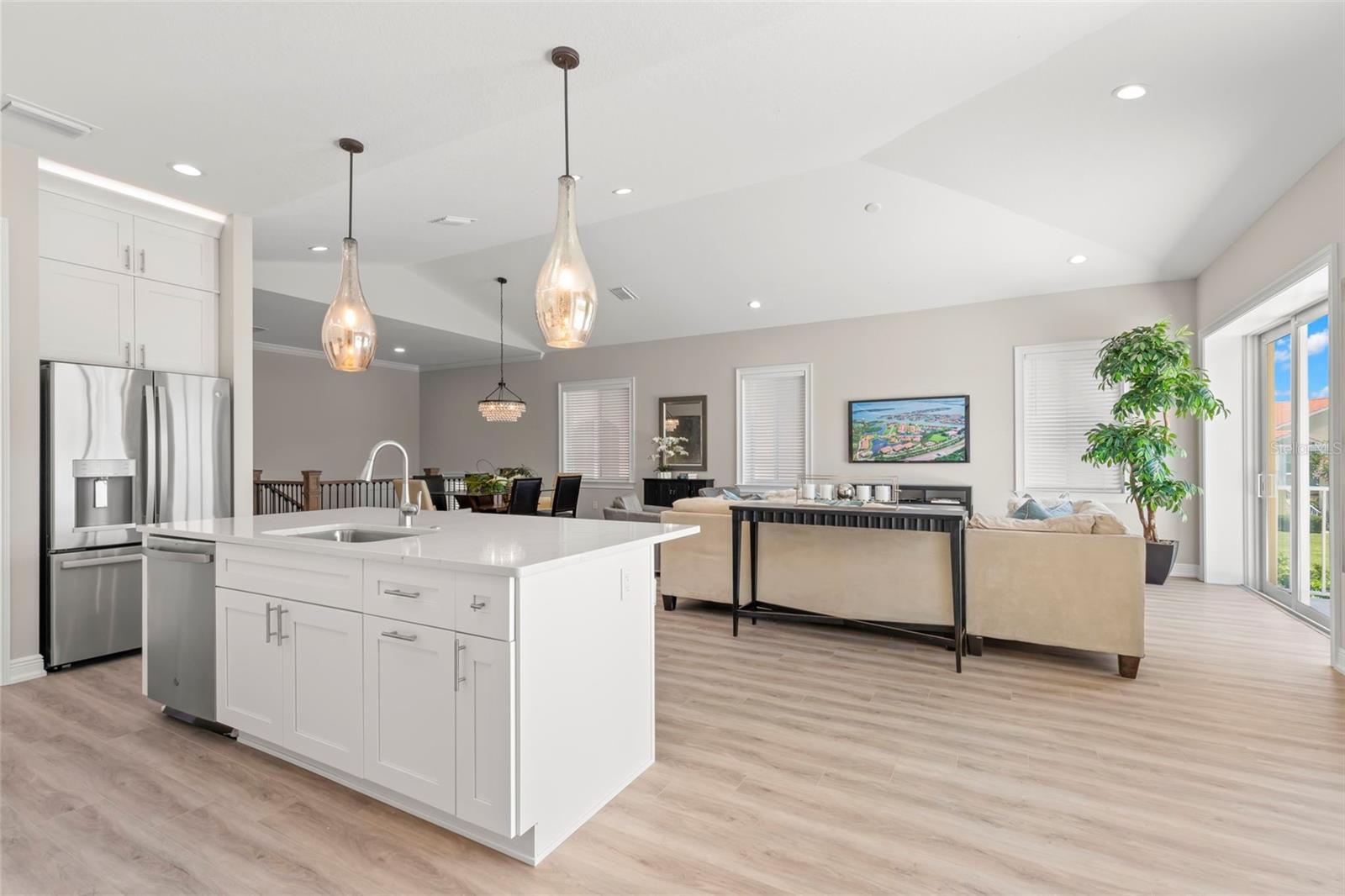 47A BAYVIEW CT S, ST PETERSBURG, FL — photo 13