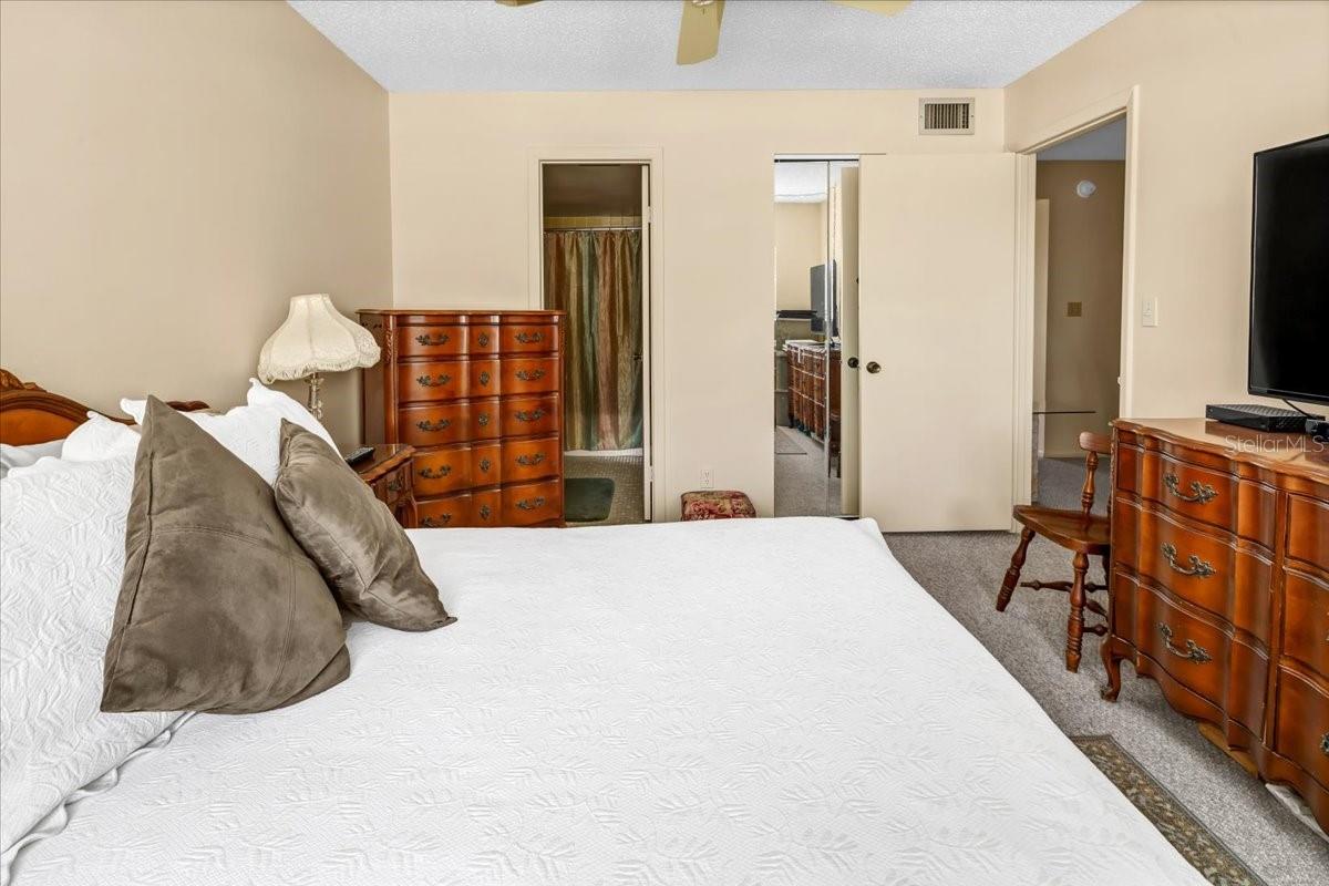 11485 OAKHURST RD #200-321, LARGO, FL — photo 15