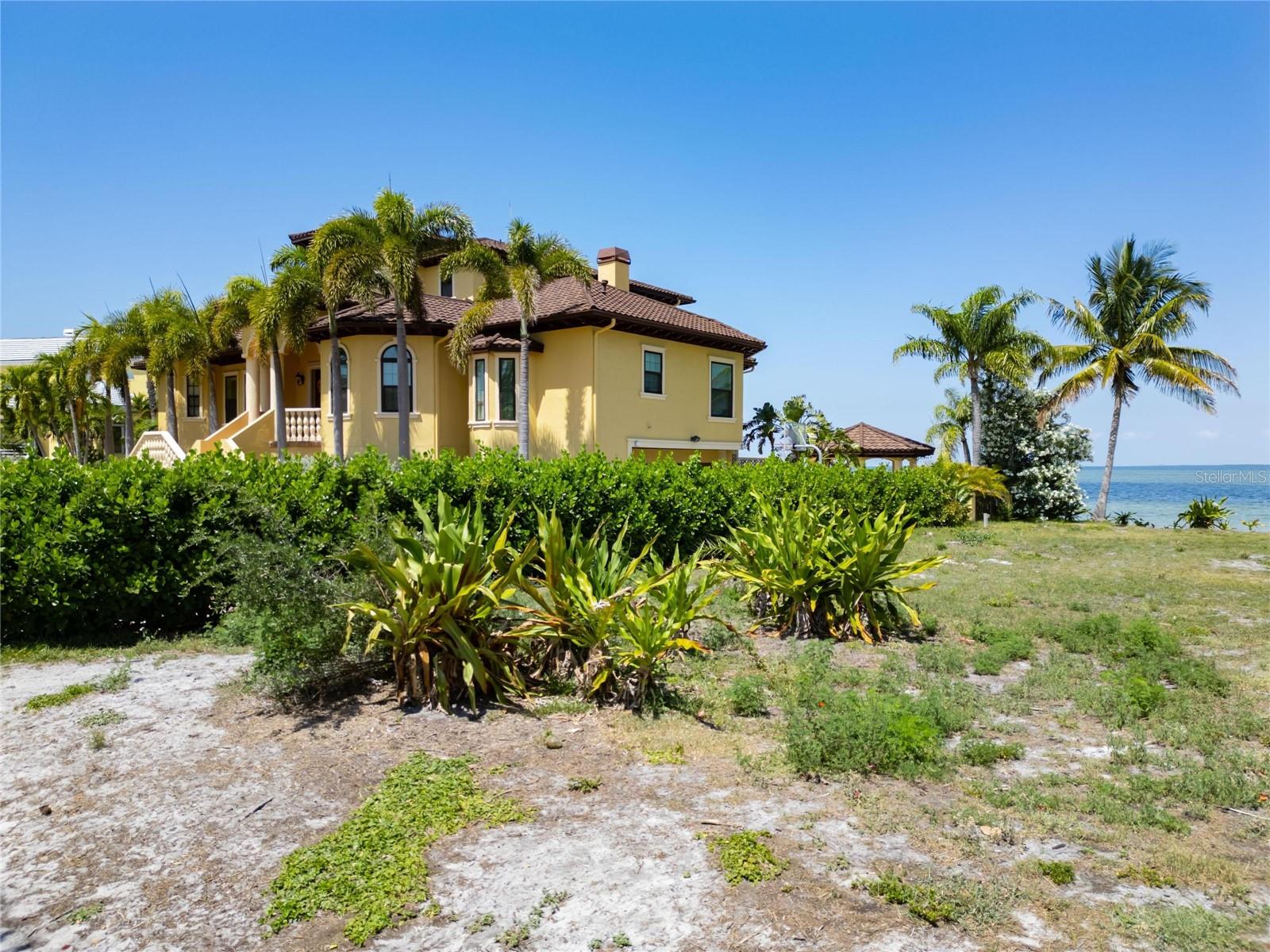 1013 SYMPHONY ISLES BLVD, APOLLO BEACH, FL — photo 34