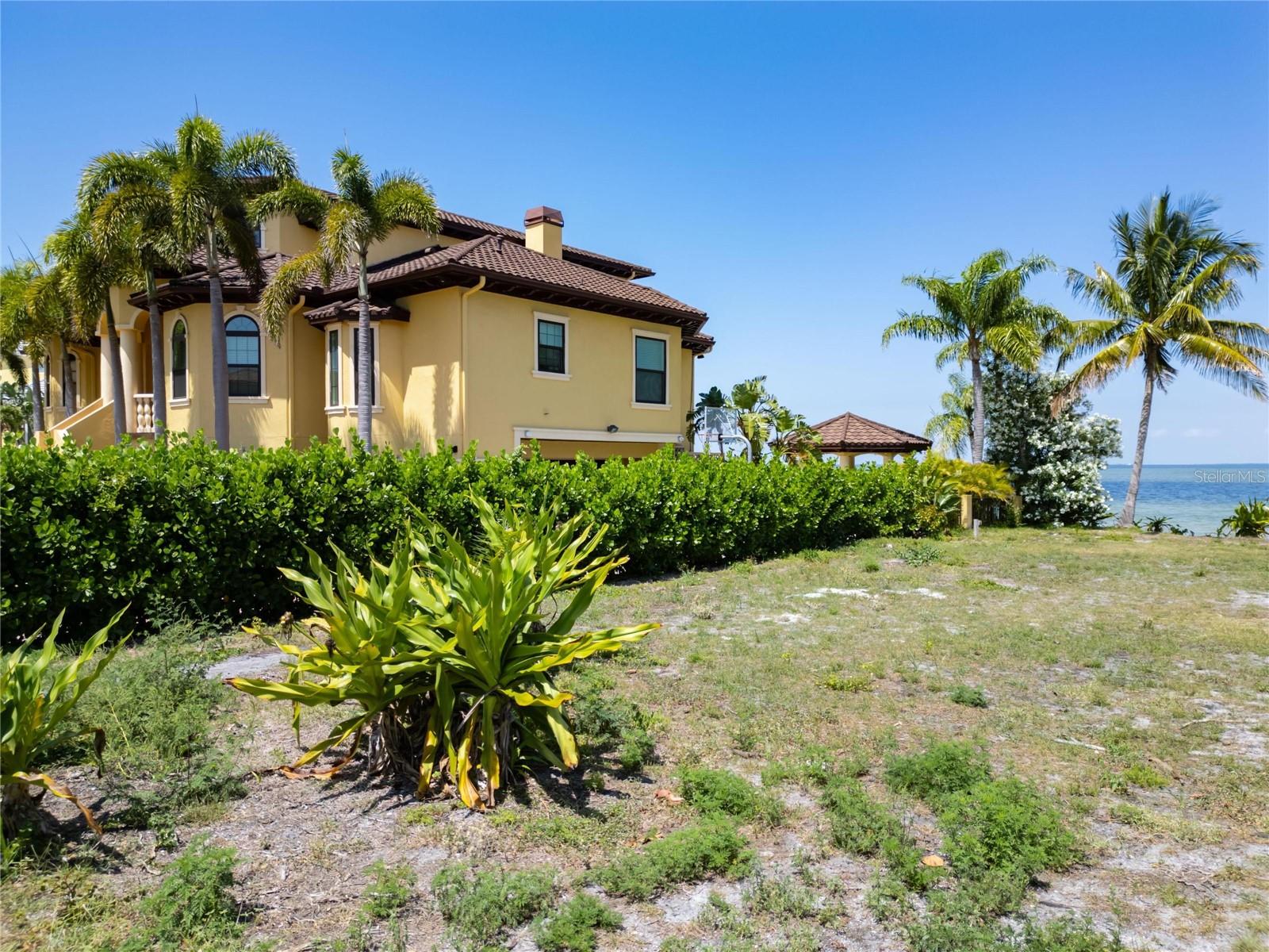 1013 SYMPHONY ISLES BLVD, APOLLO BEACH, FL — photo 37