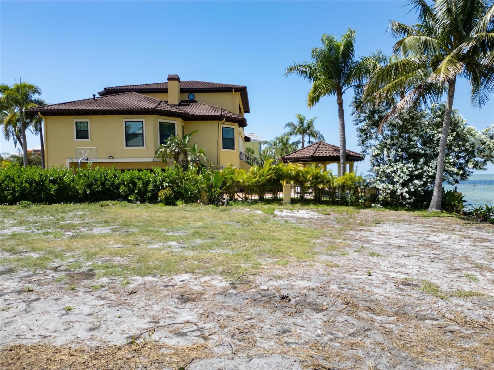 1013 SYMPHONY ISLES BLVD, APOLLO BEACH, FL — photo 43