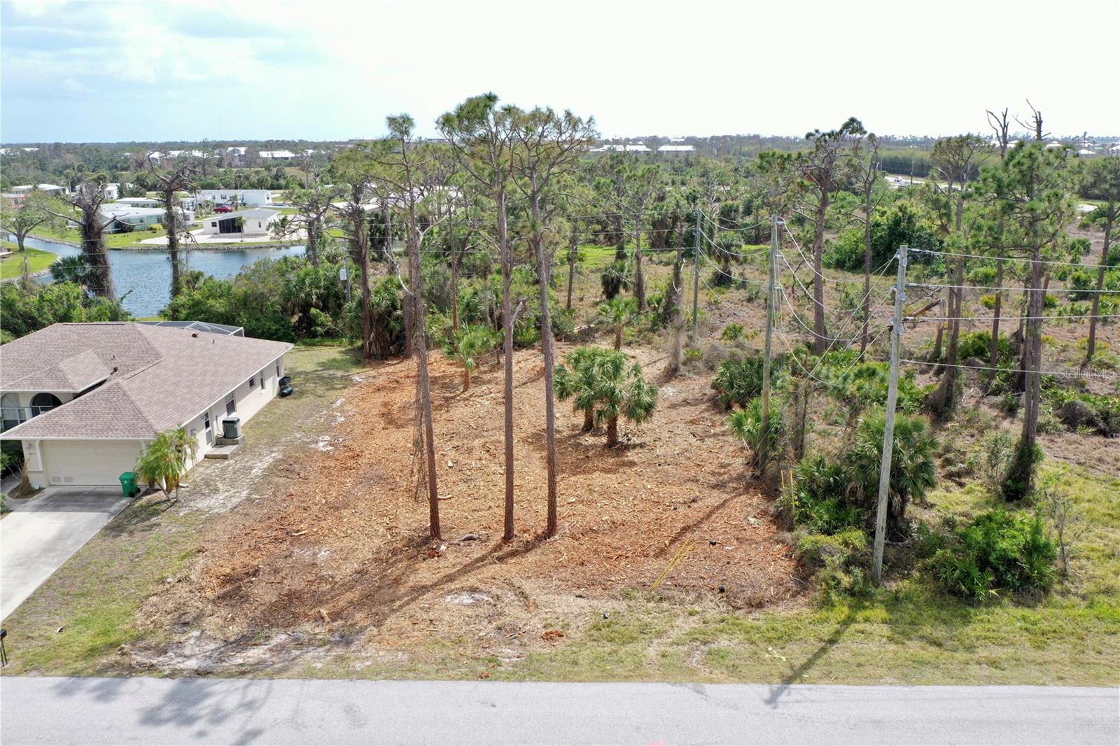8905 BANTRY BAY, ENGLEWOOD, FL