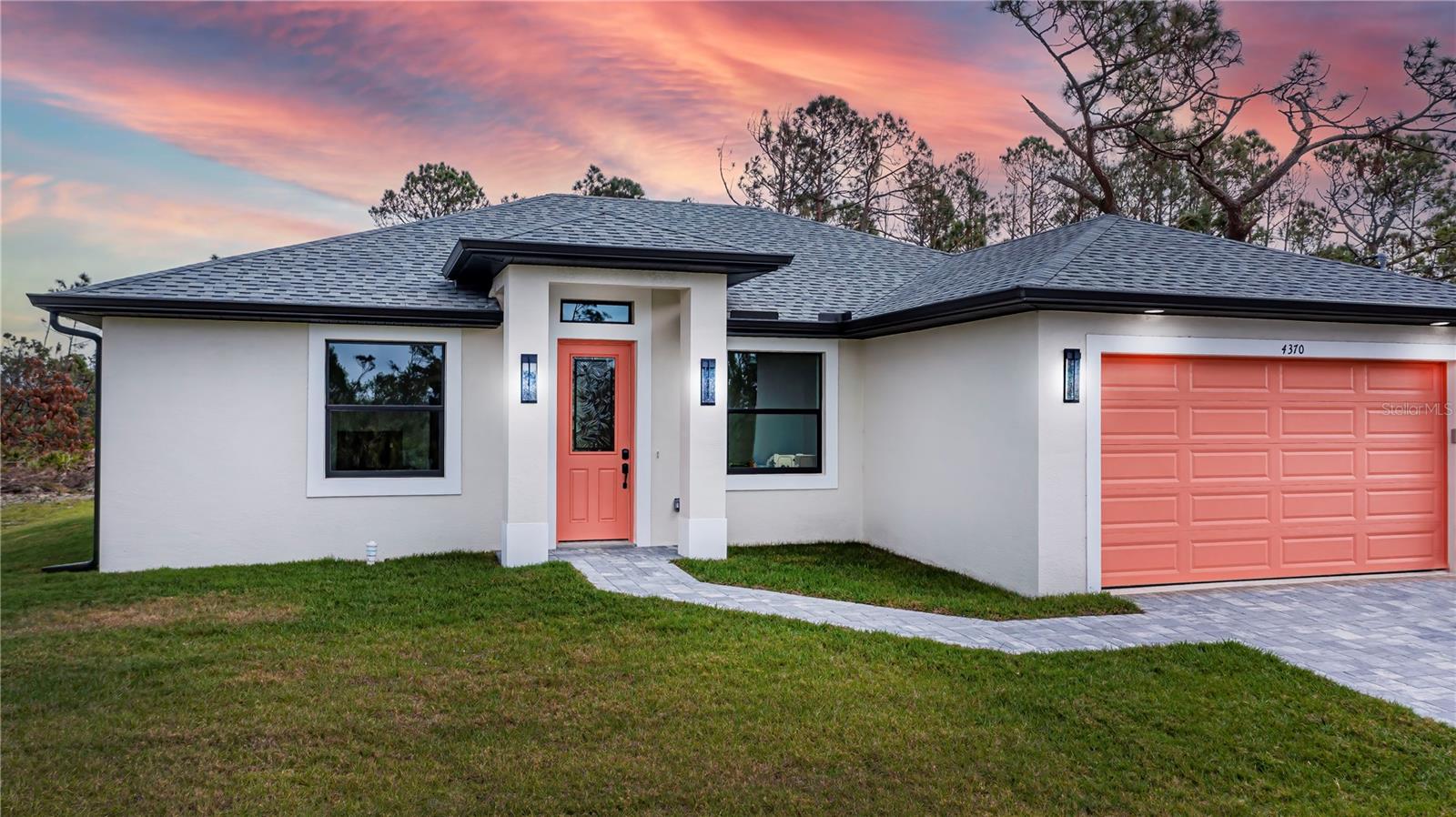 22528 MINERVA AVE, PORT CHARLOTTE, FL