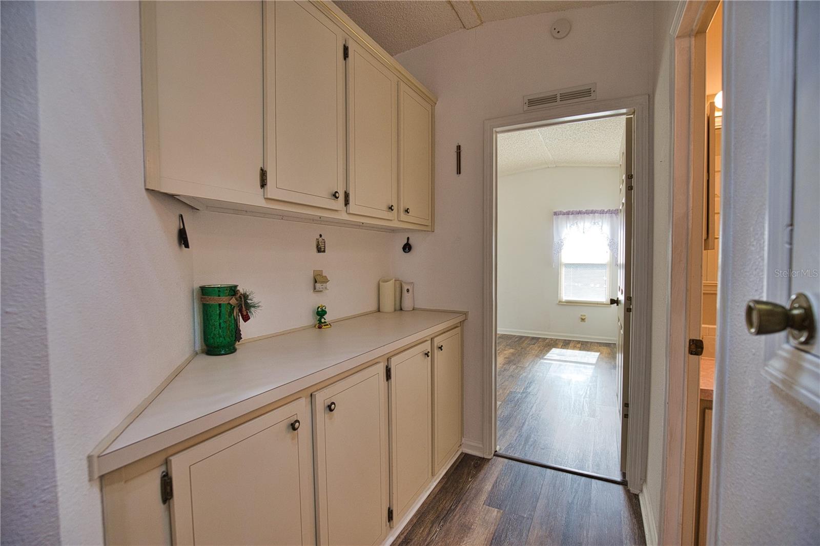 469 LOMA LINDA, NORTH PORT, FL — photo 30