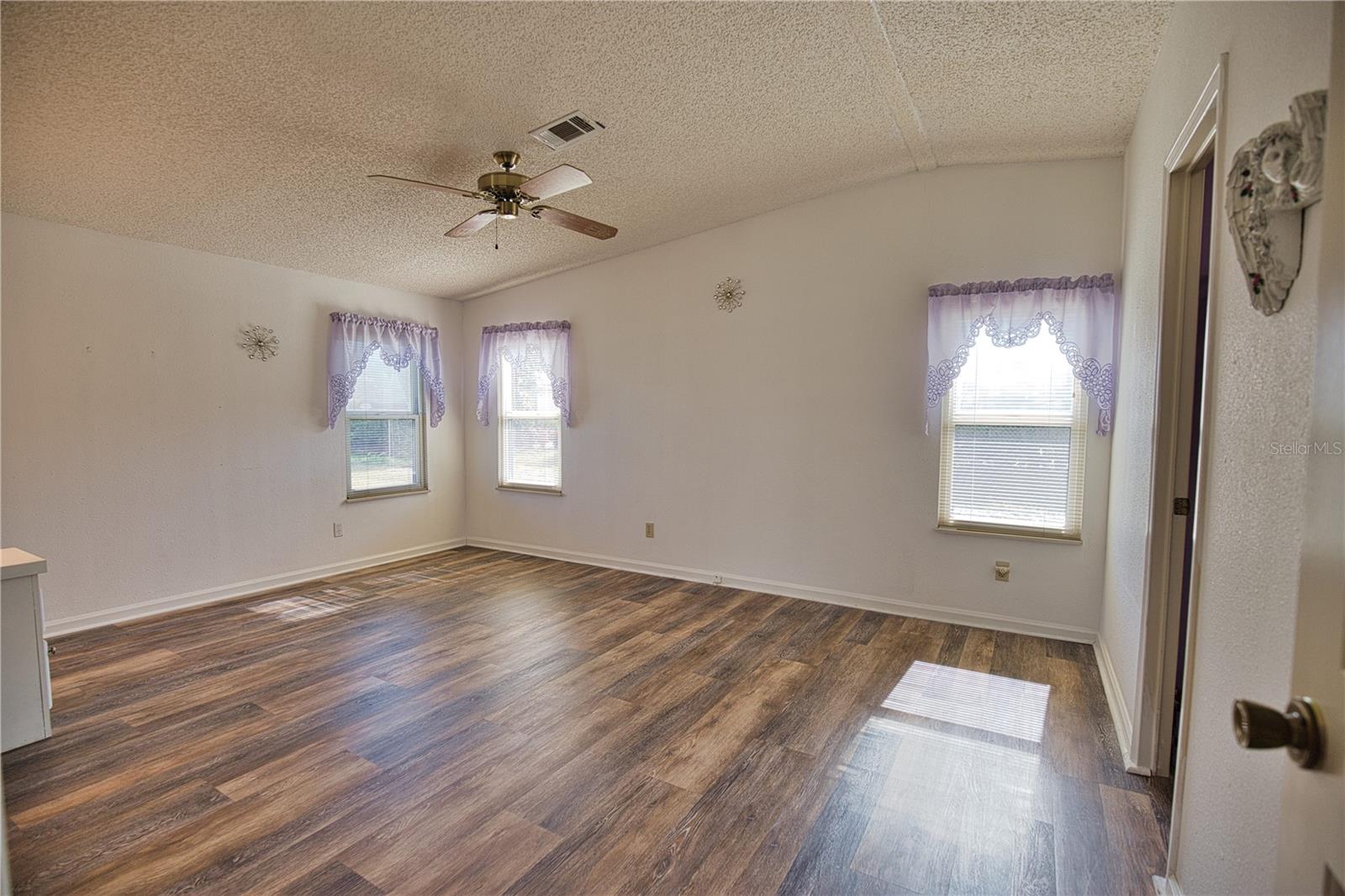 469 LOMA LINDA, NORTH PORT, FL — photo 33