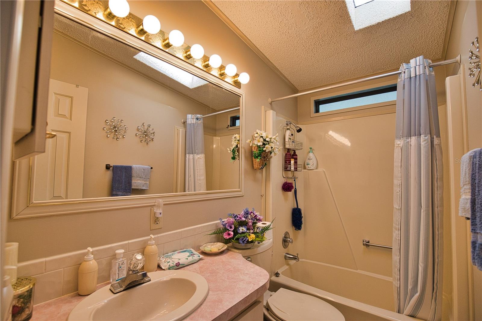469 LOMA LINDA, NORTH PORT, FL — photo 40