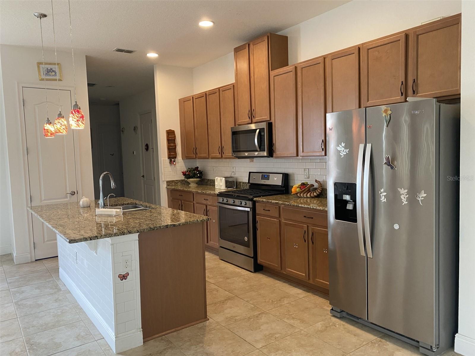 2410 DATURA LOOP, ST CLOUD, FL — photo 8