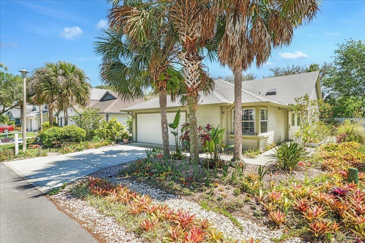 53 BRISTOL LN, PALM COAST, FL — photo 2