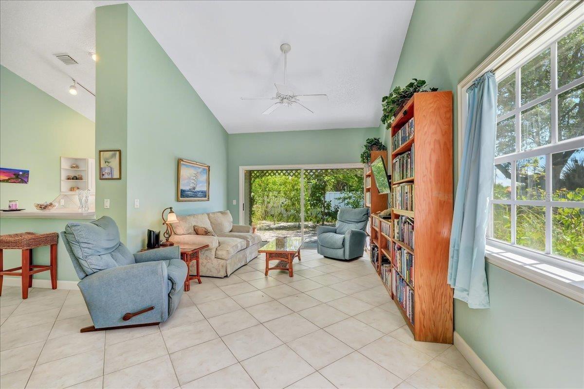 53 BRISTOL LN, PALM COAST, FL — photo 5