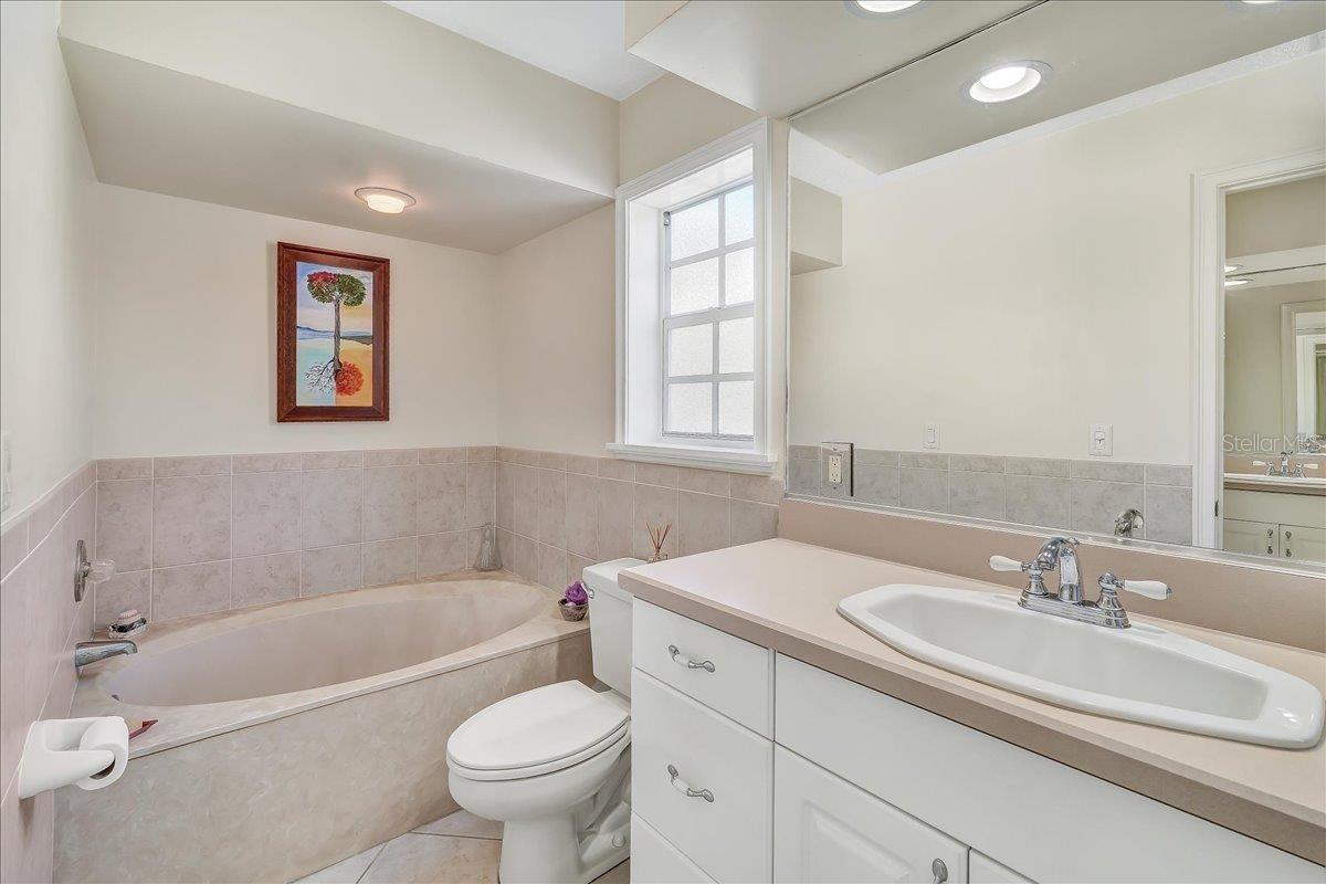 53 BRISTOL LN, PALM COAST, FL — photo 17