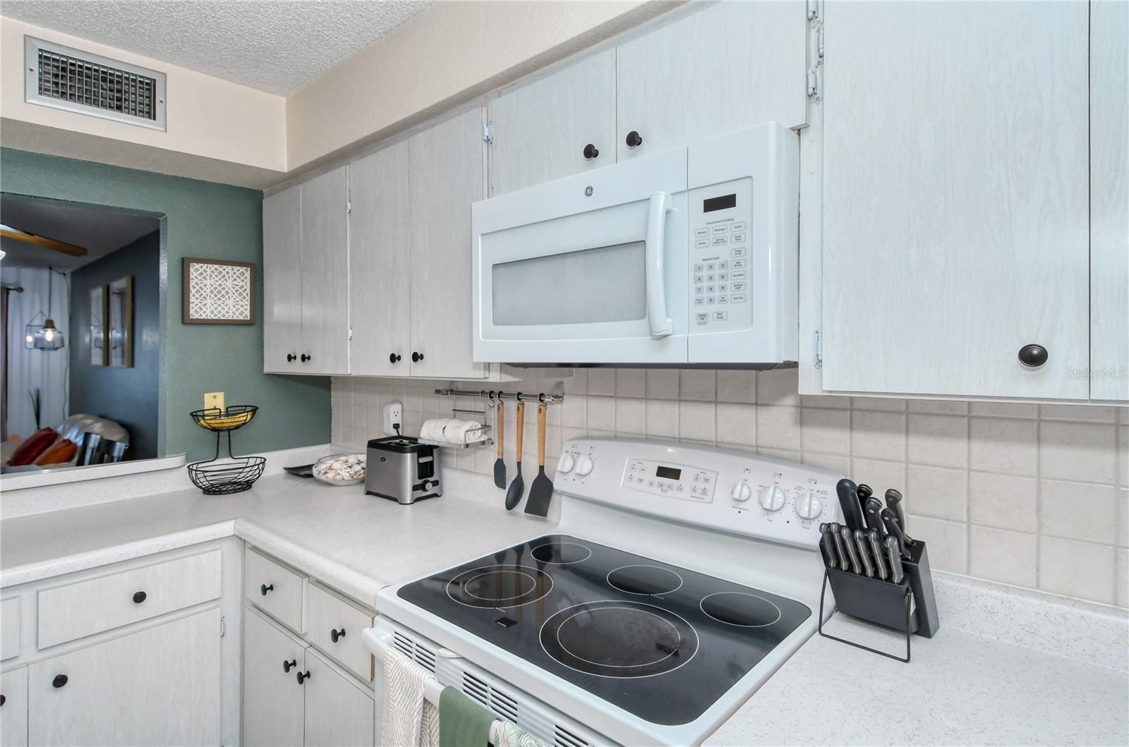 116 VISTA HERMOSA CIR #308C, SARASOTA, FL — photo 36