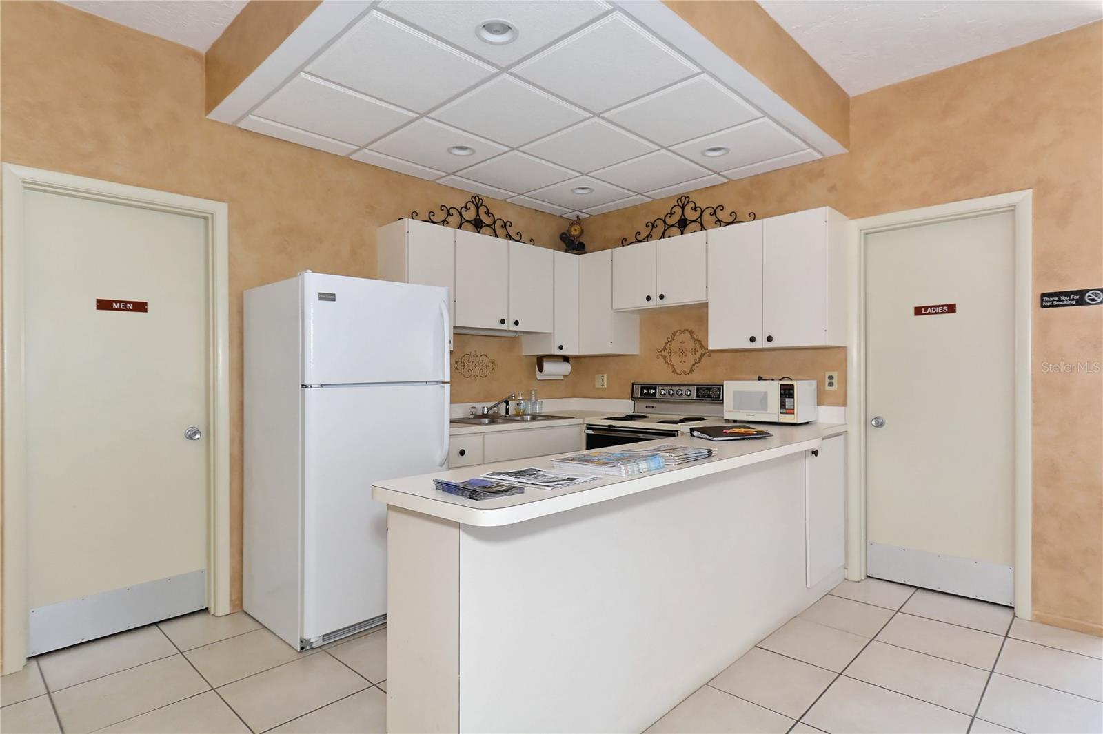 116 VISTA HERMOSA CIR #308C, SARASOTA, FL — photo 63