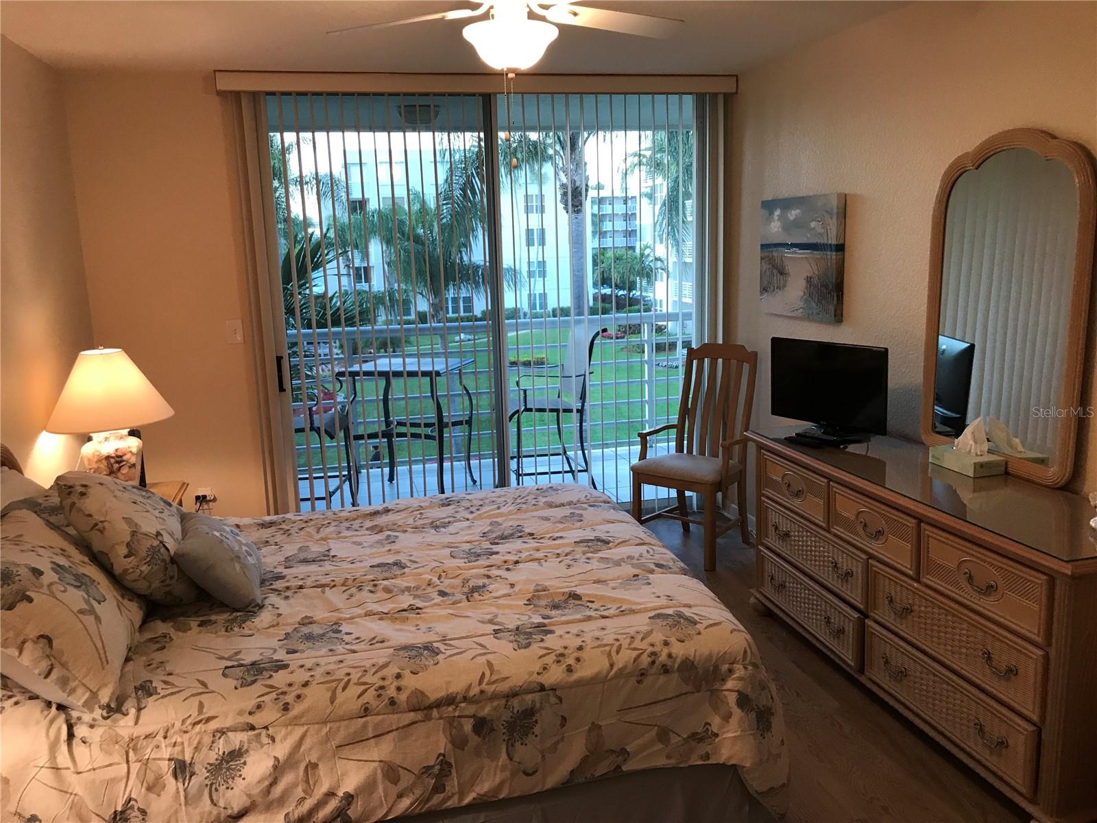 6061 BAHIA DEL MAR CIR #347, ST PETERSBURG, FL — photo 10