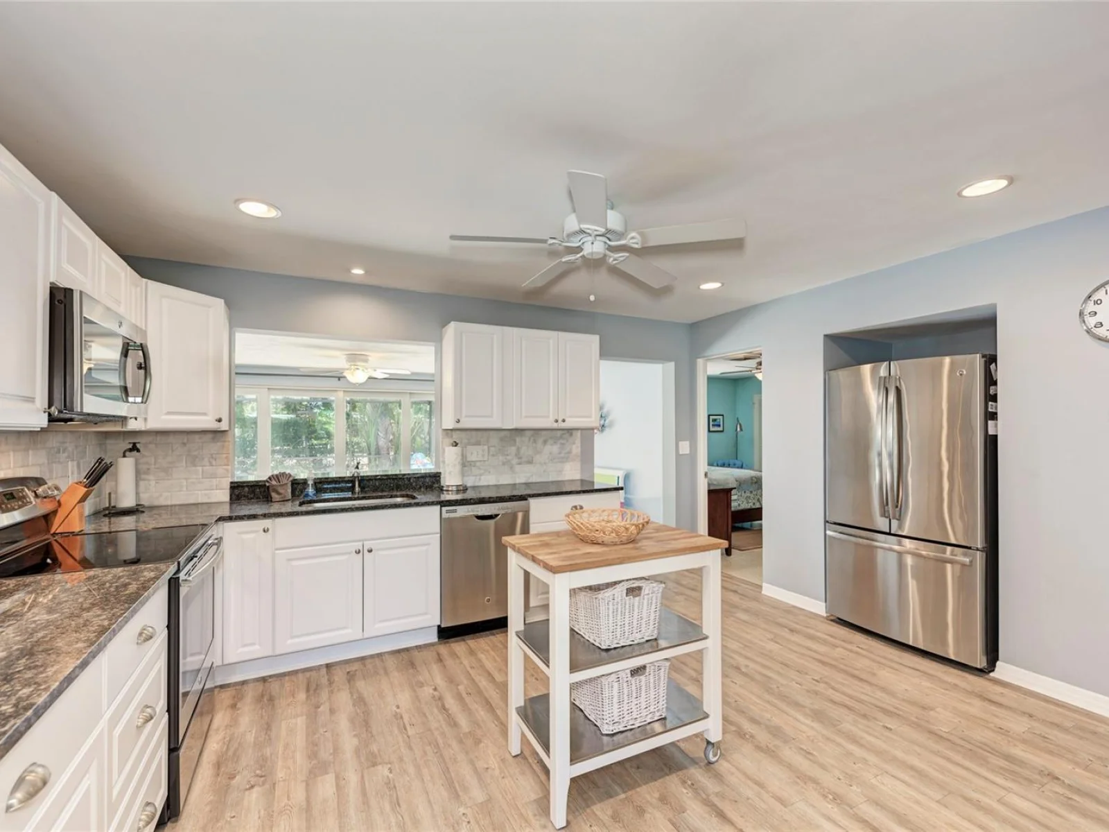 5640 CAPE LEYTE DR, SARASOTA, FL — photo 20