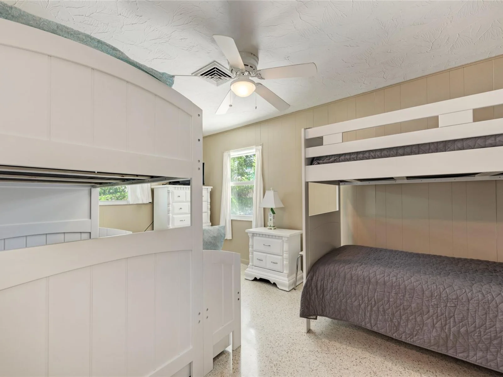 5640 CAPE LEYTE DR, SARASOTA, FL — photo 34