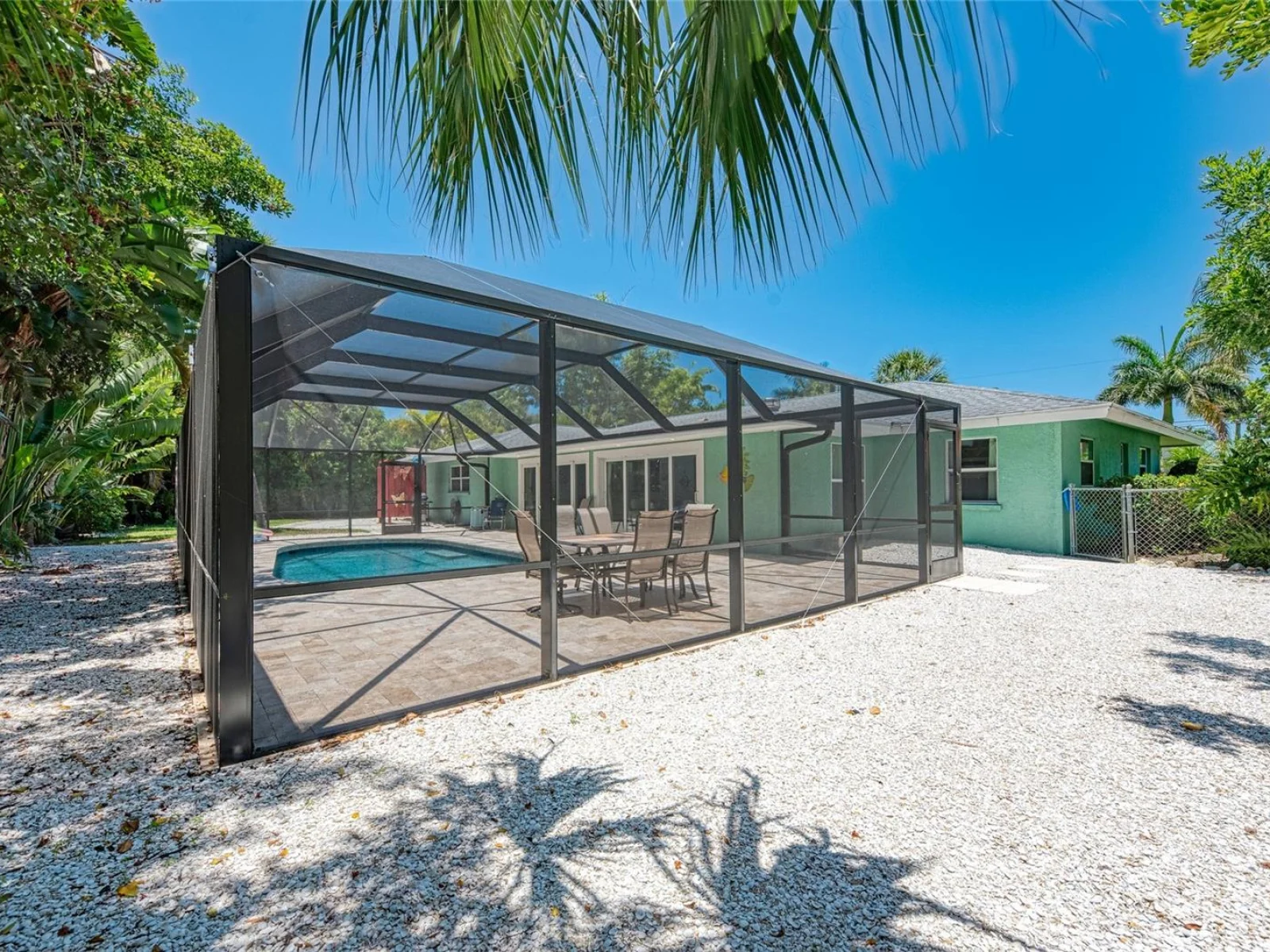 5640 CAPE LEYTE DR, SARASOTA, FL — photo 45