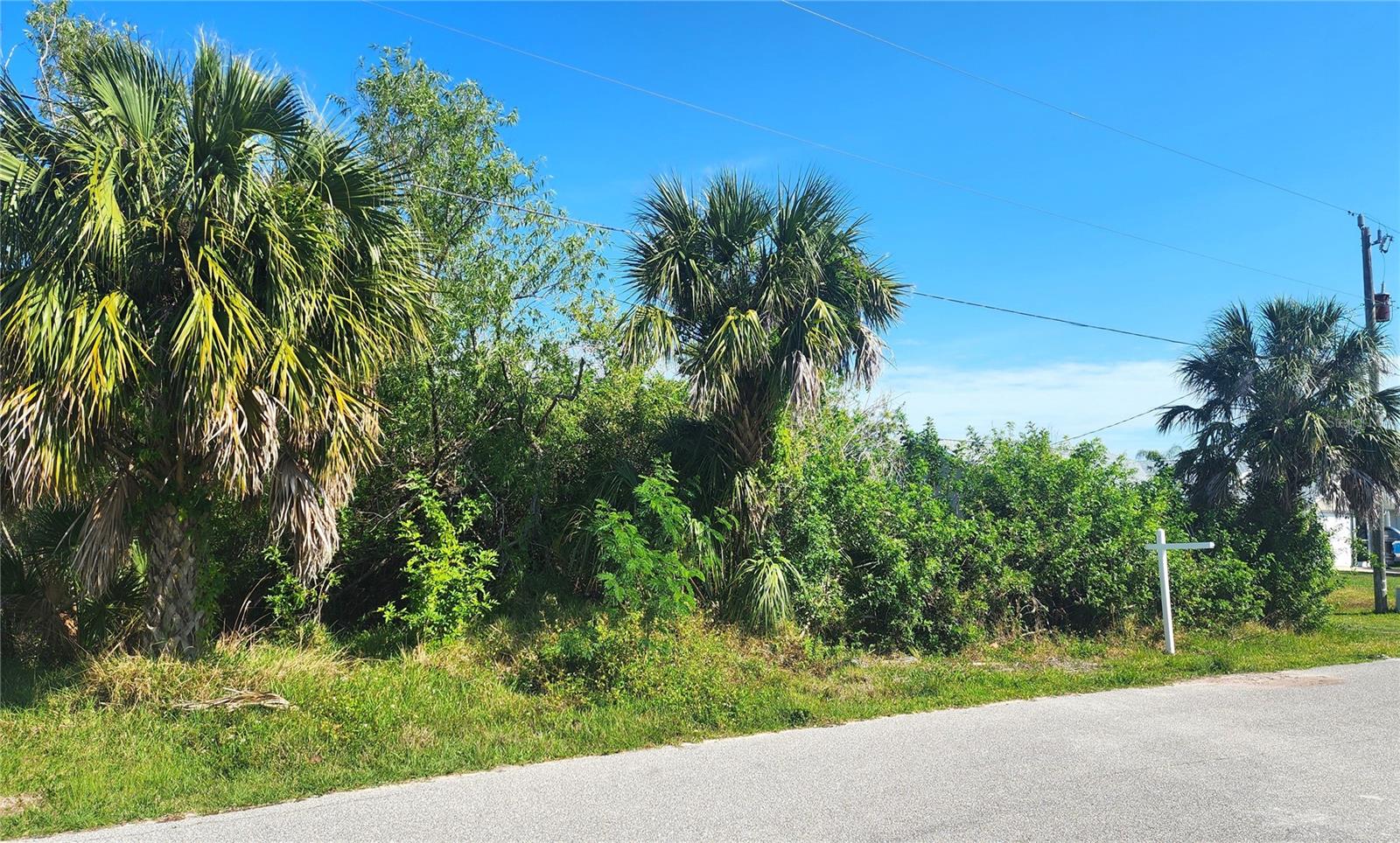 2425 VANCE TER, PORT CHARLOTTE, FL