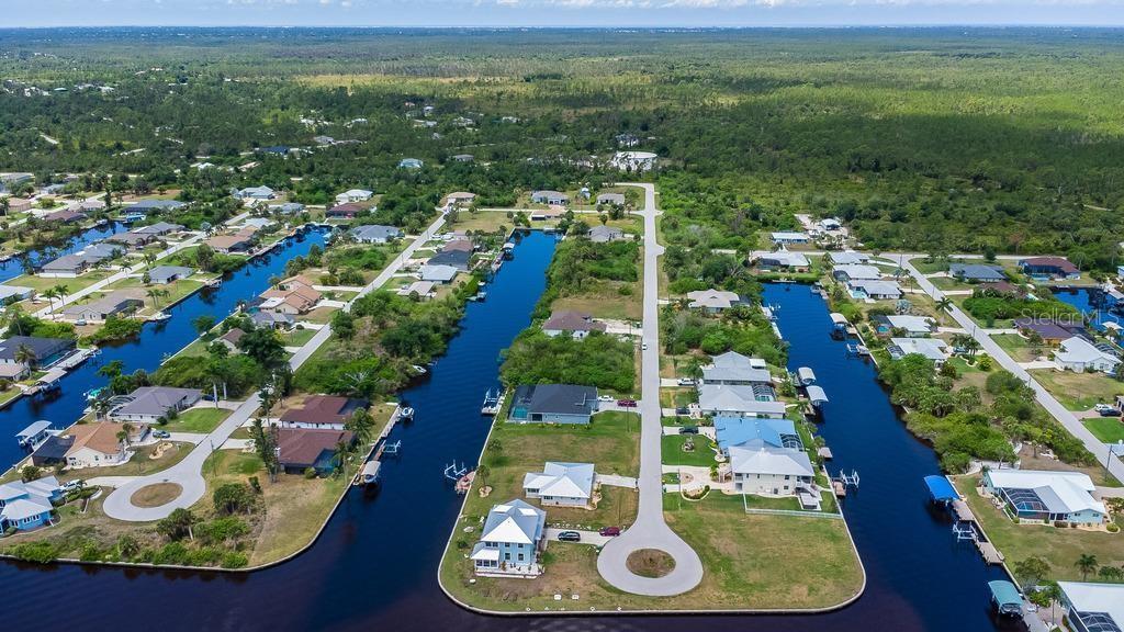 2425 VANCE TER, PORT CHARLOTTE, FL — photo 9