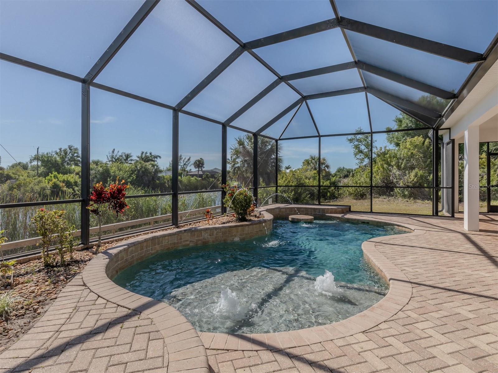 14462 FORT WORTH CIR, PORT CHARLOTTE, FL — photo 18