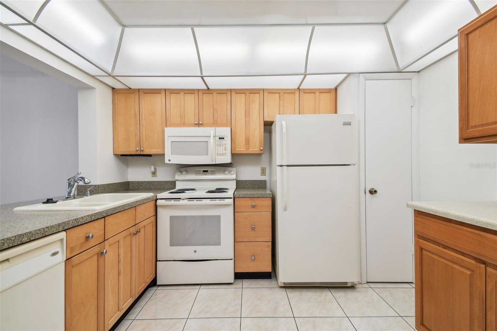 12300 VONN RD #3102, LARGO, FL — photo 14