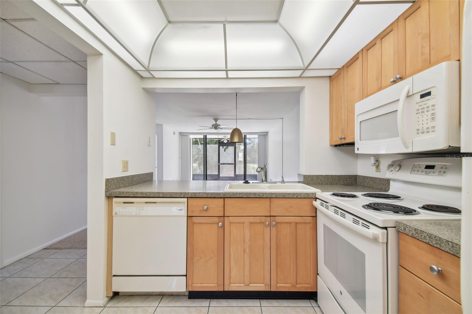 12300 VONN RD #3102, LARGO, FL — photo 16
