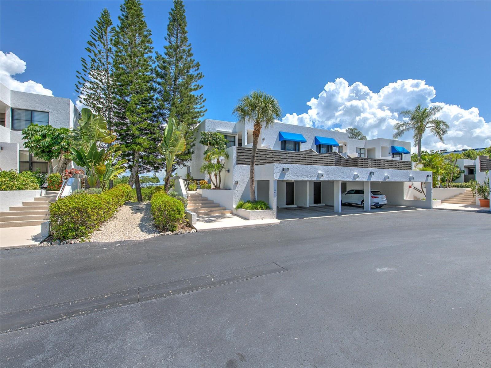 817 BAYPORT WAY #817, LONGBOAT KEY, FL — photo 2