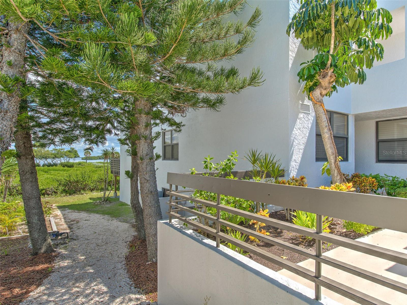817 BAYPORT WAY #817, LONGBOAT KEY, FL — photo 3