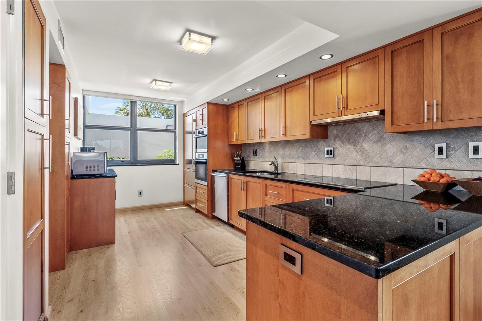 817 BAYPORT WAY #817, LONGBOAT KEY, FL — photo 20