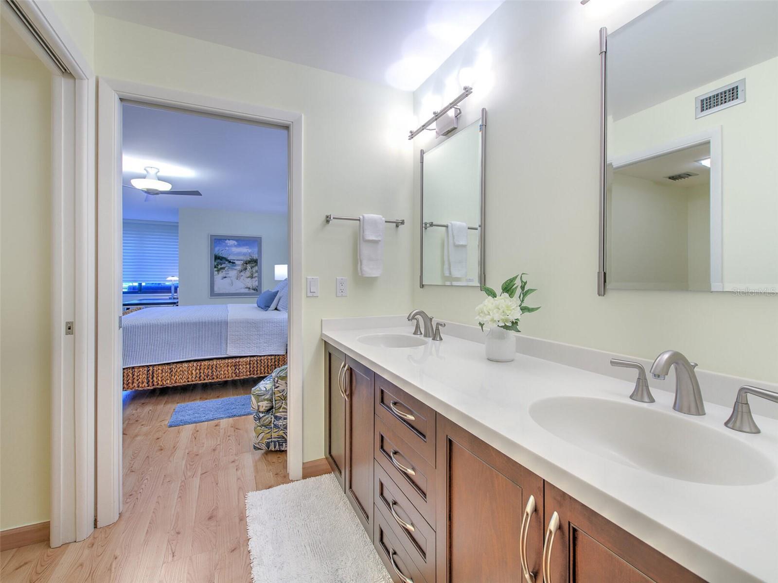 817 BAYPORT WAY #817, LONGBOAT KEY, FL — photo 41